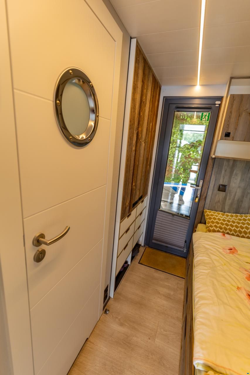 La Mare Apart M