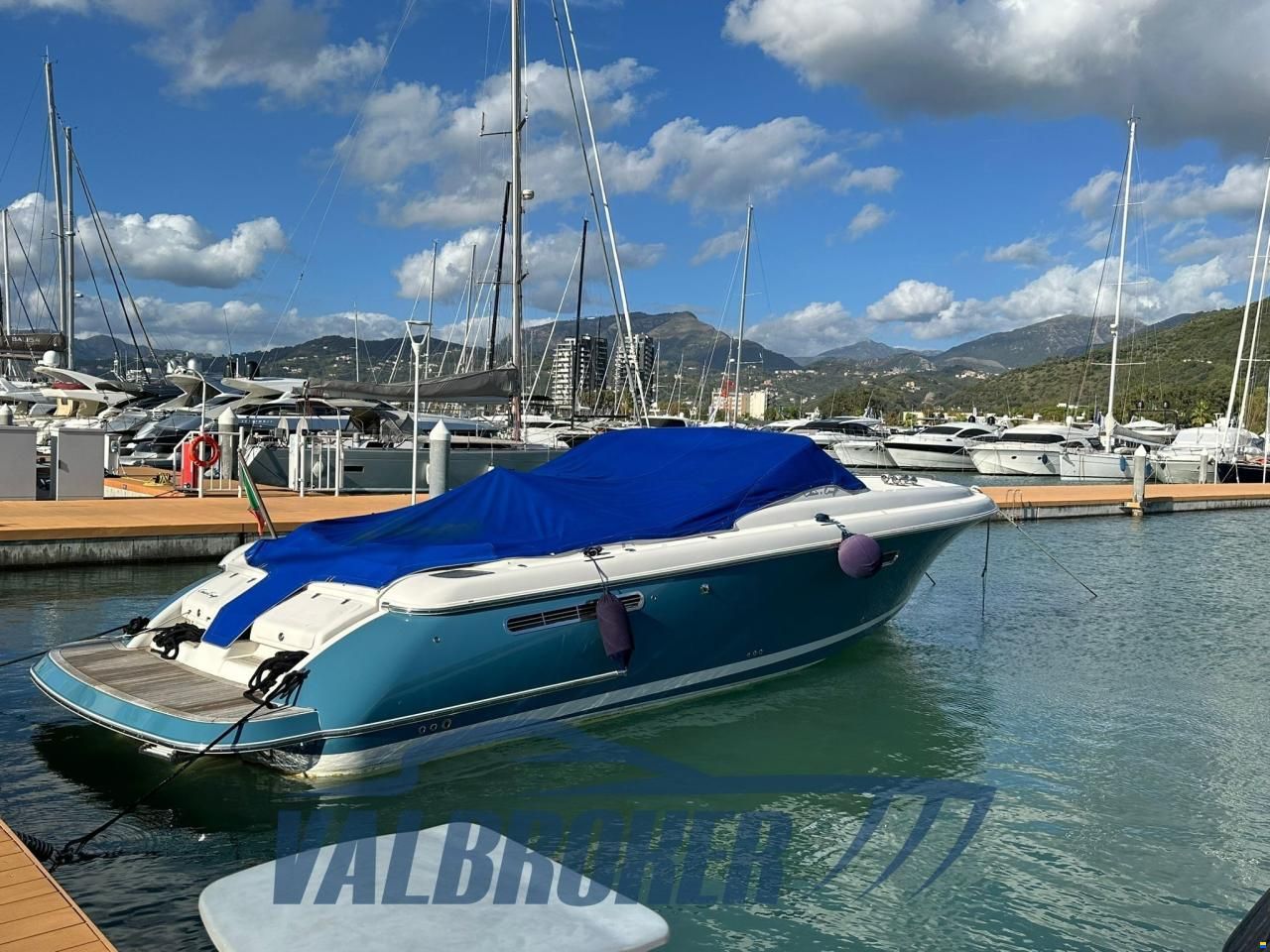 Chris Craft CORSAIR 36