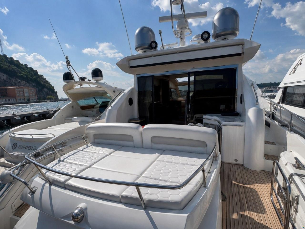 Sunseeker Predator 52