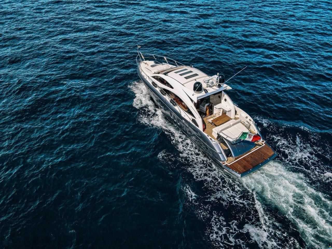 Sunseeker Predator 52