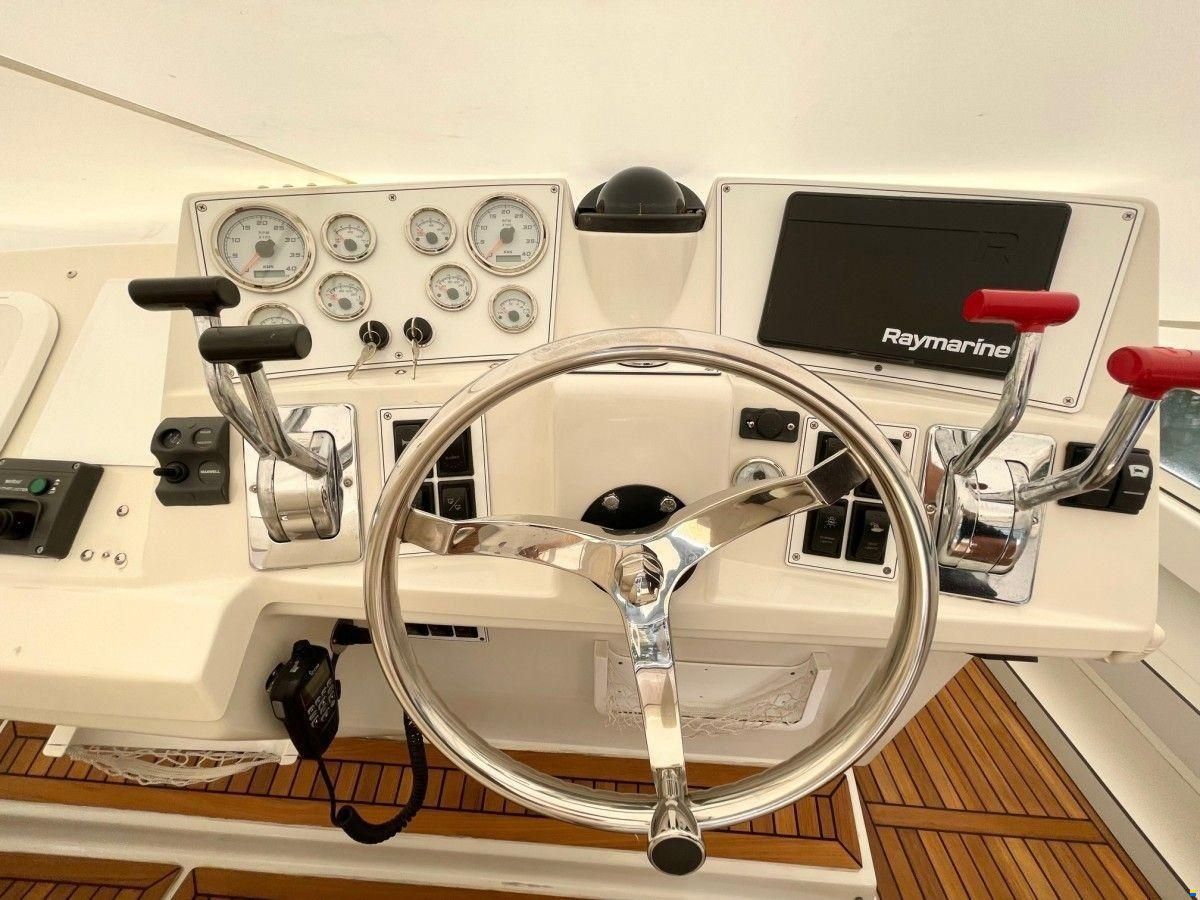 Carver 404 / 4004  Flybridge YXacht