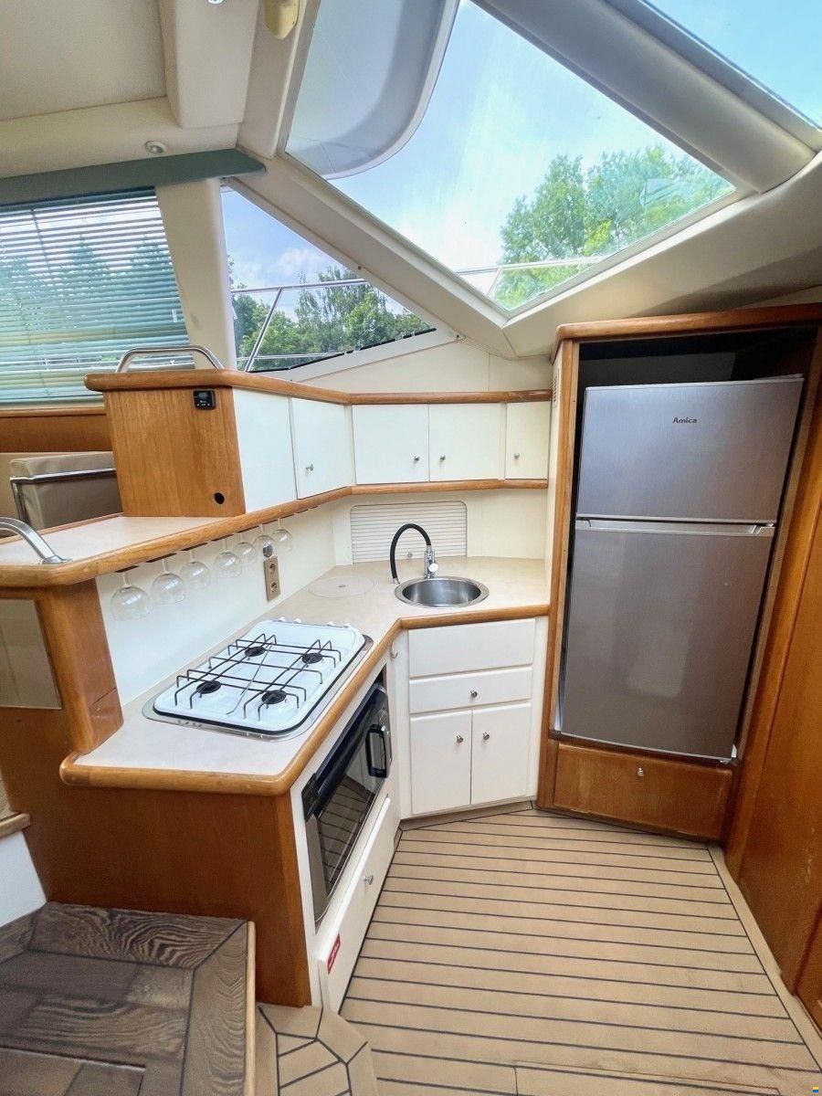 Carver 404 / 4004  Flybridge YXacht