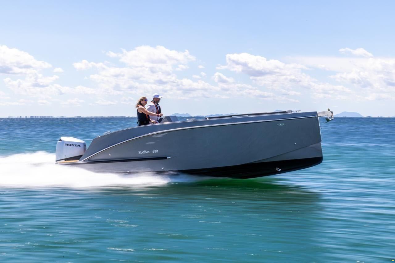Maxima 680 Sport Lounge