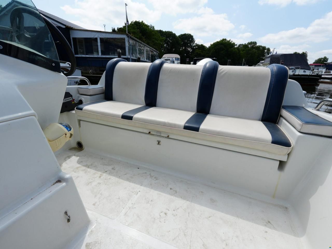 Quicksilver 425 Open