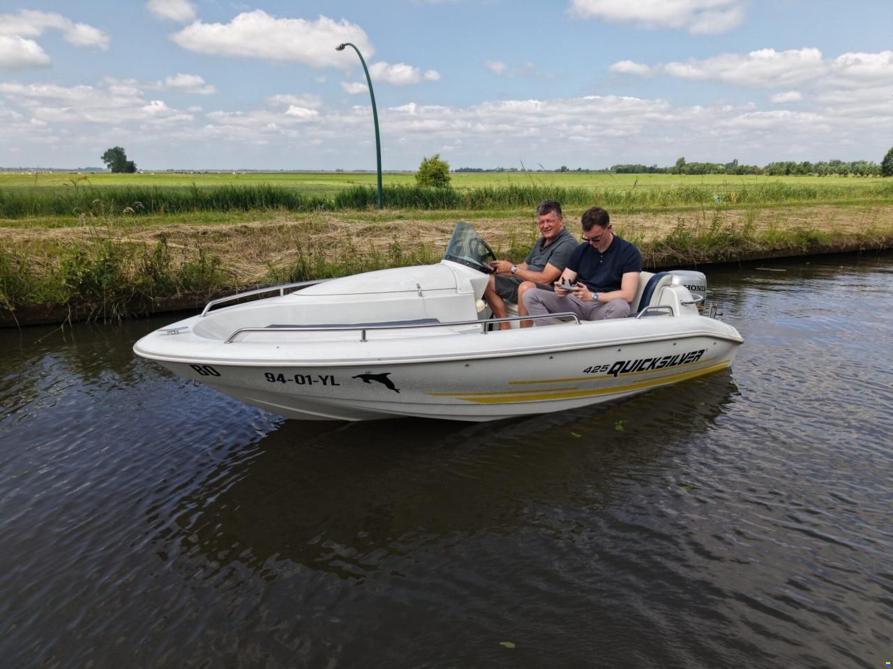 Quicksilver 425 Open