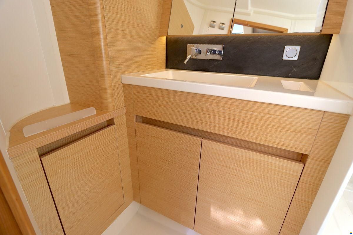 Hanse 418