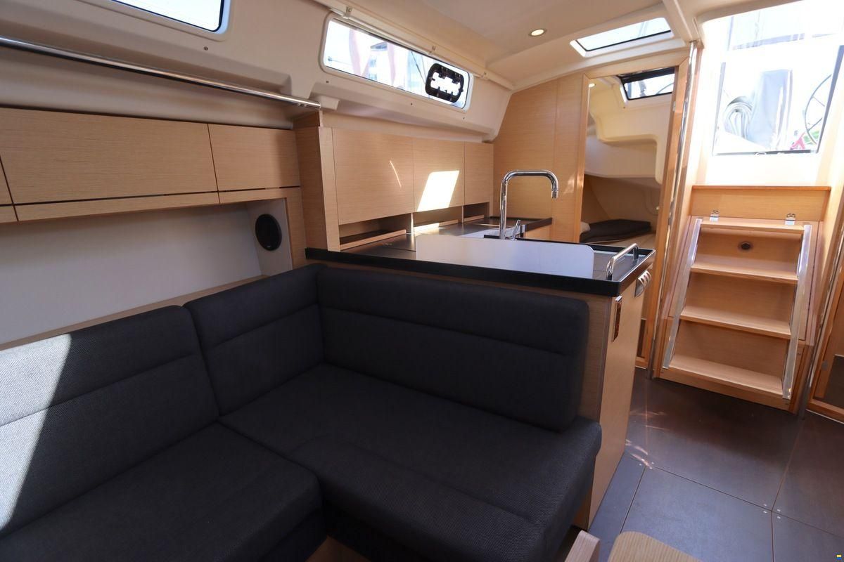 Hanse 418