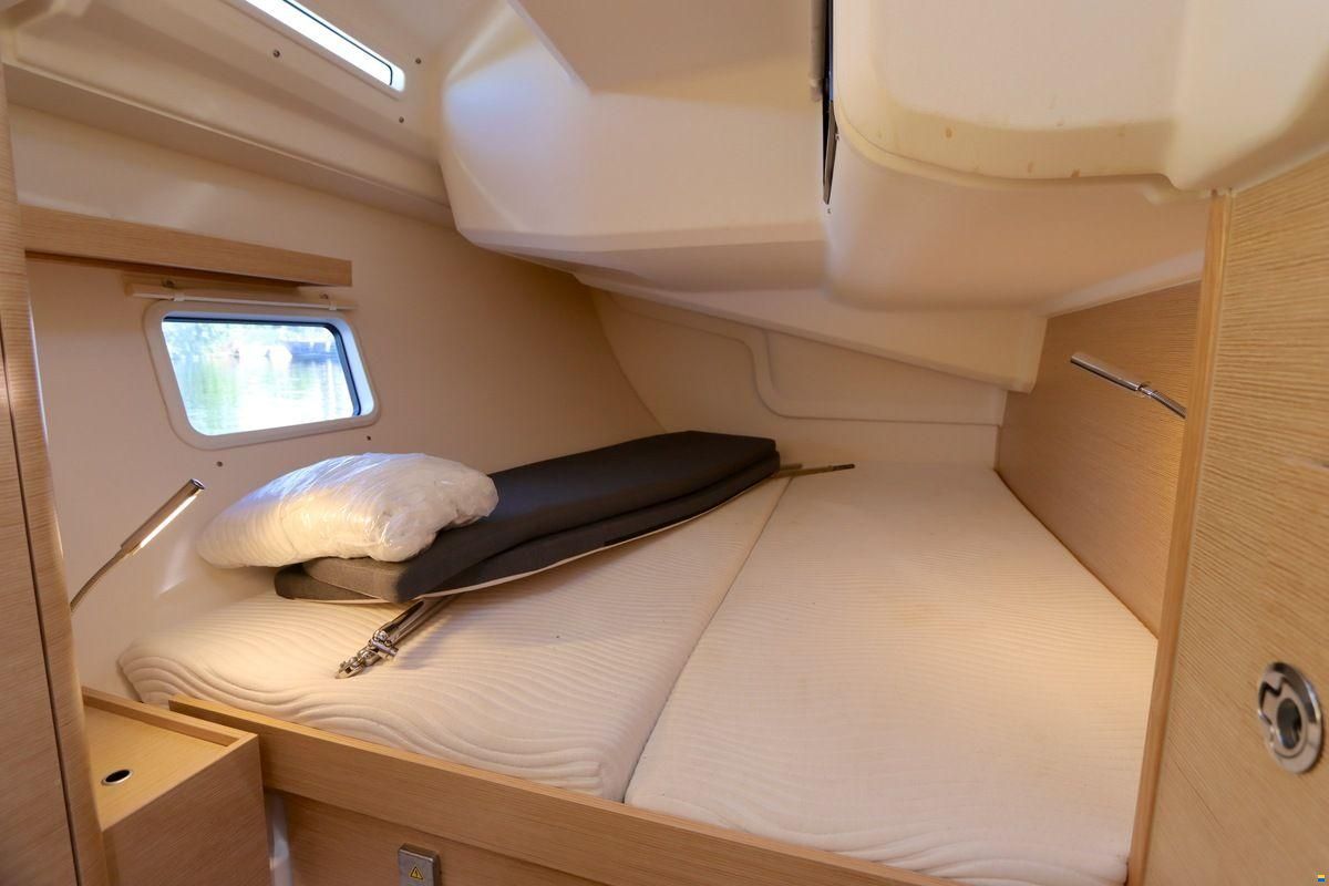 Hanse 418