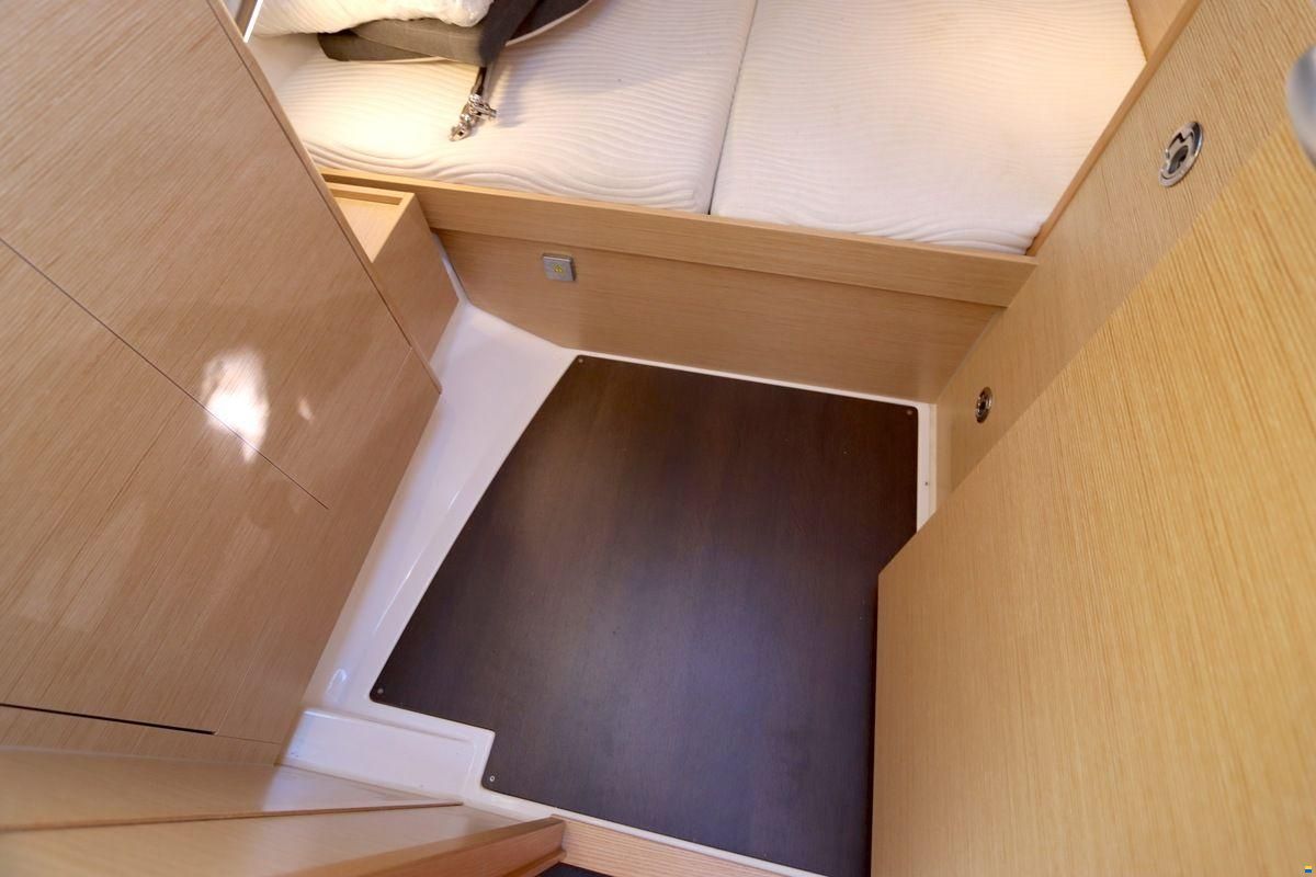 Hanse 418