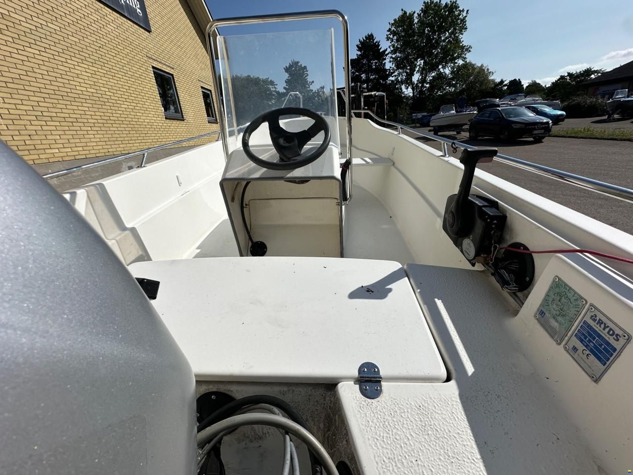 Ryds 435 DL Mariner 25 HK EFI