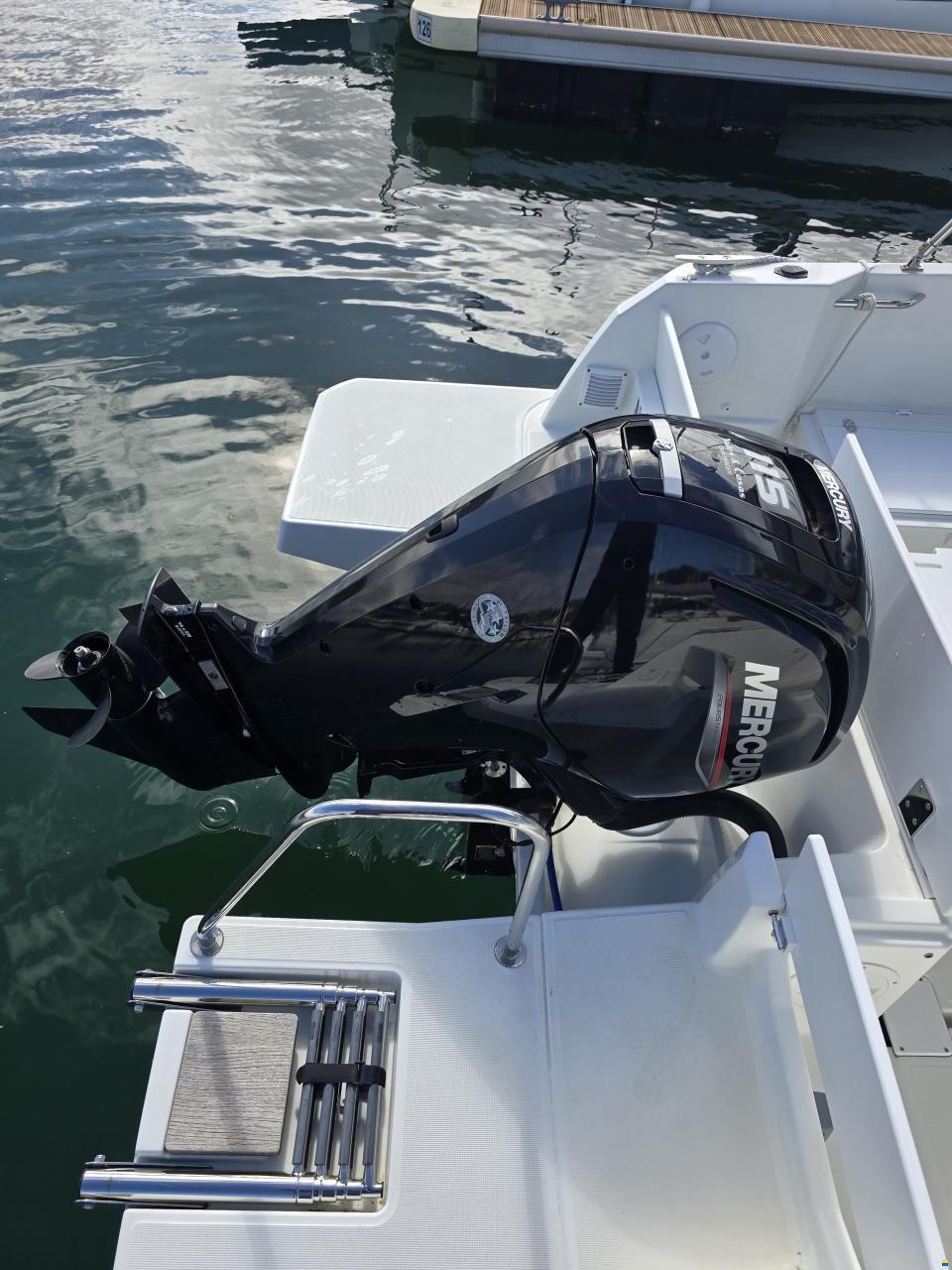 Jeanneau merry fisher 605