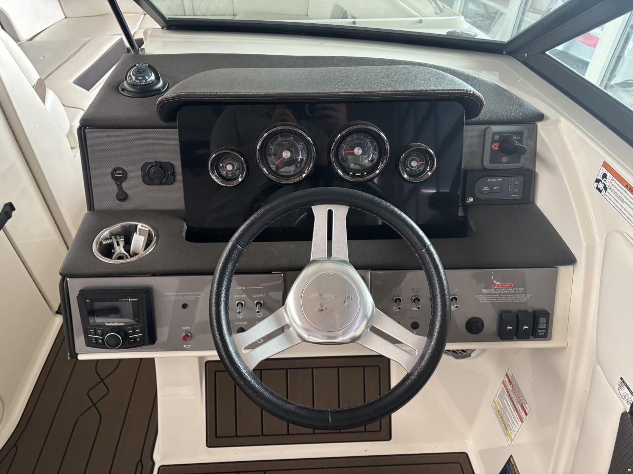 Sea Ray 270 SDXE