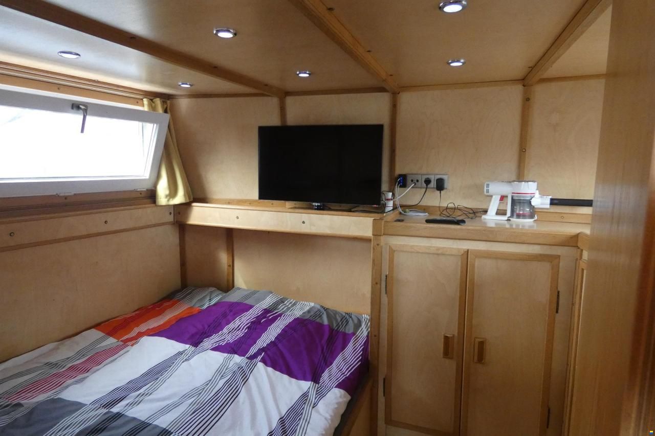 C.J. Broom & Sons Ltd Broom 37 - Custom-Umbau