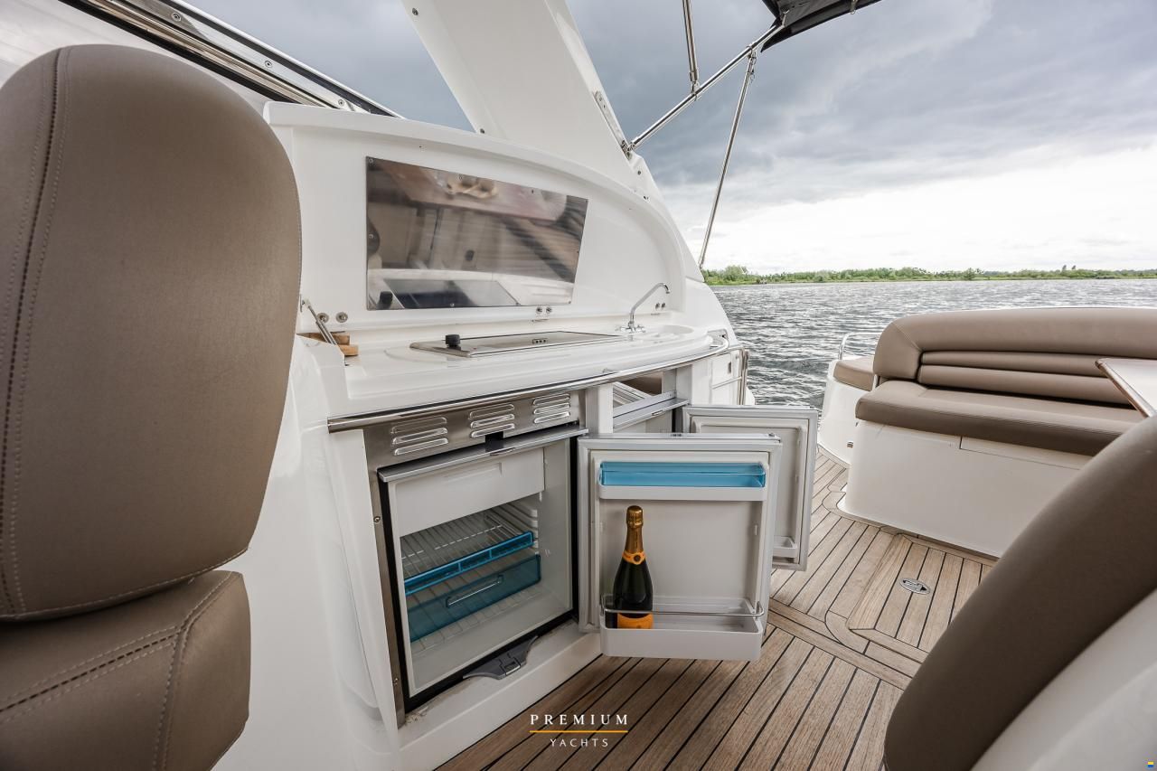 Sunseeker Portofino 46