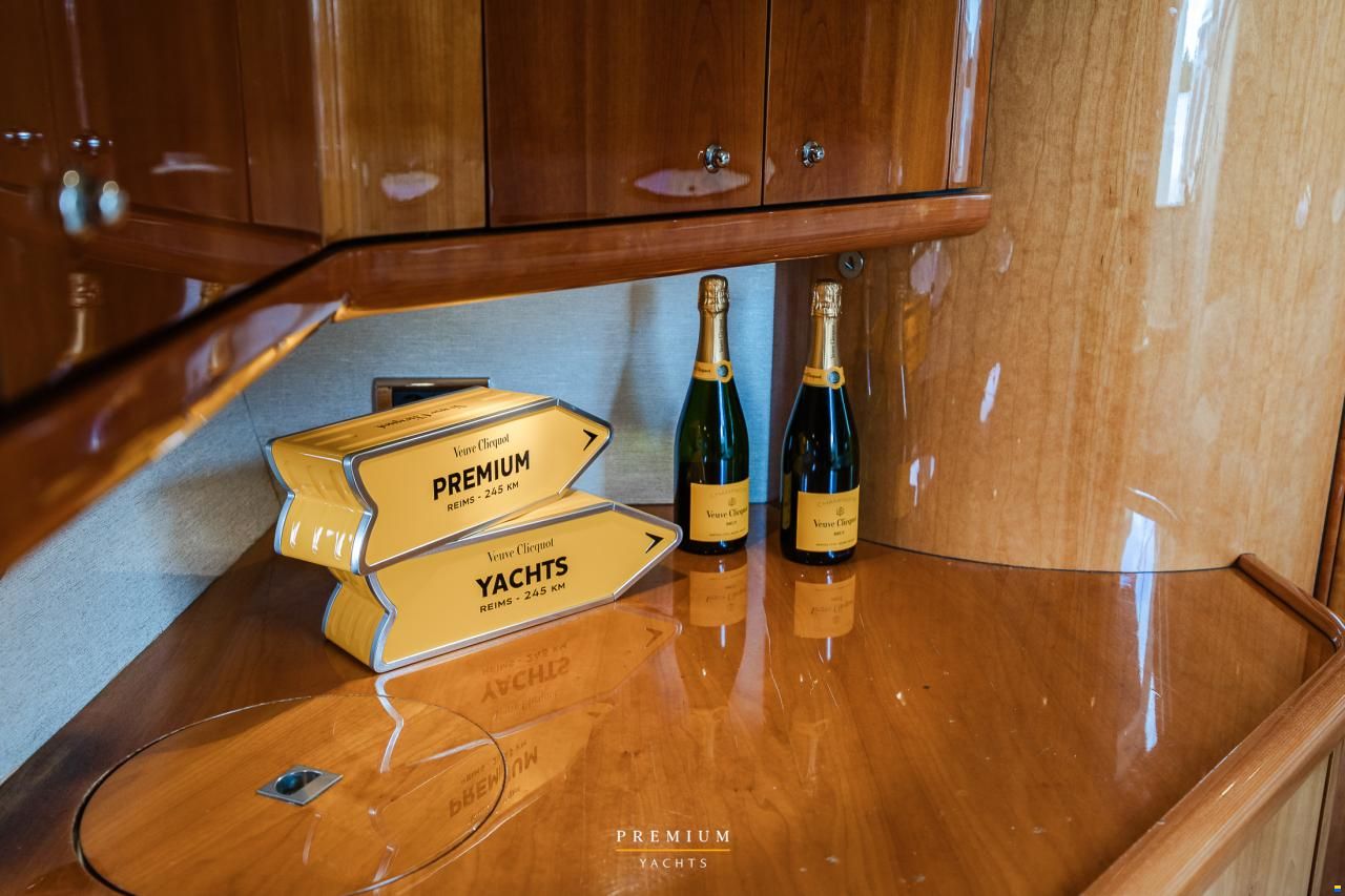 Sunseeker Portofino 46