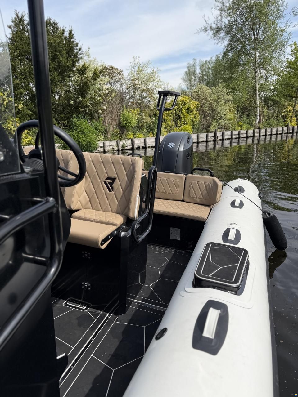 Rib 680