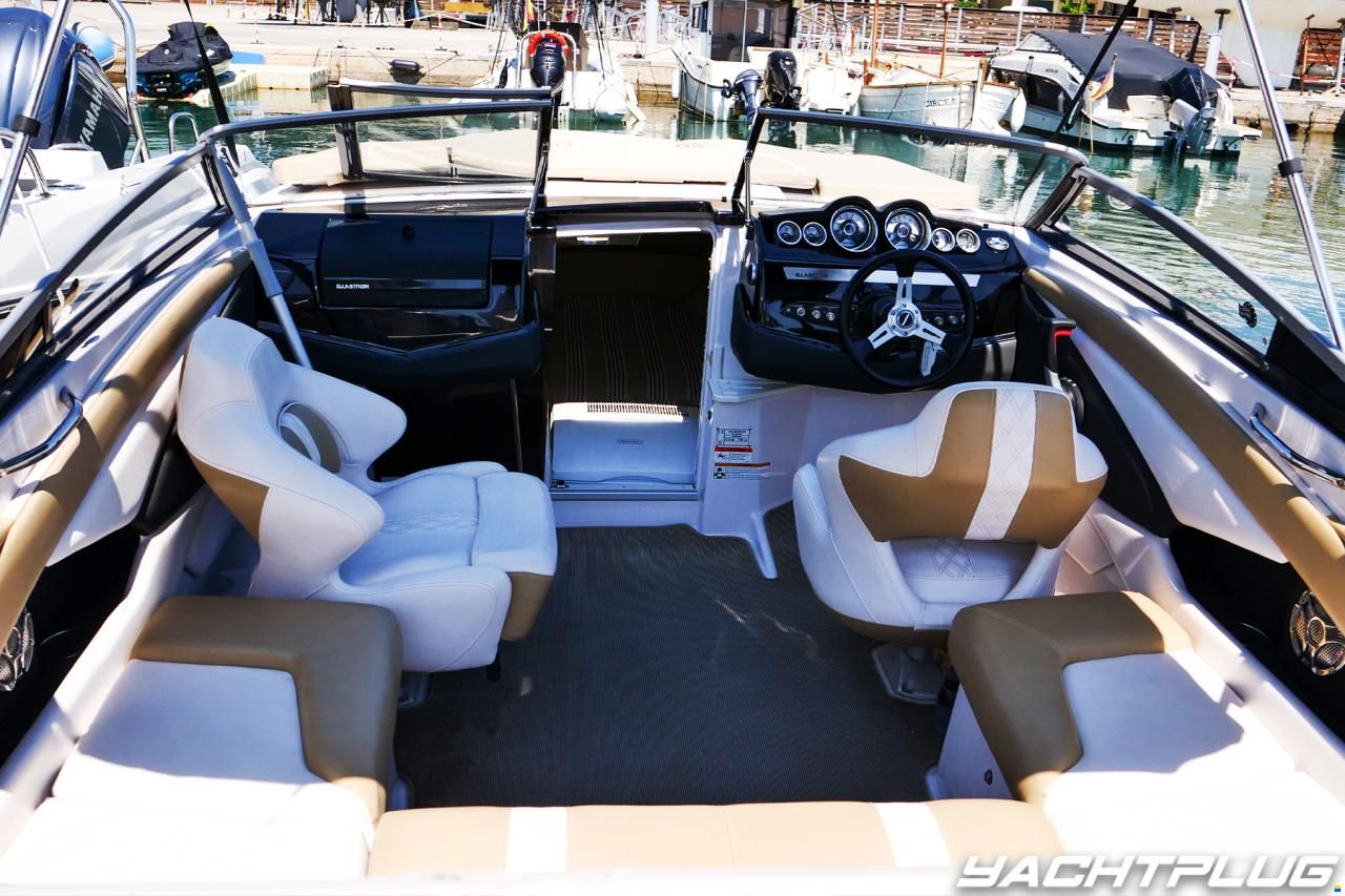 Glastron GT229