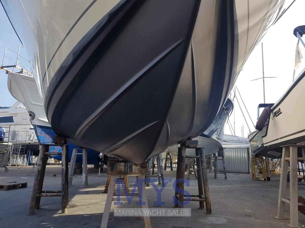 Pursuit Tiara 3100 Offshore