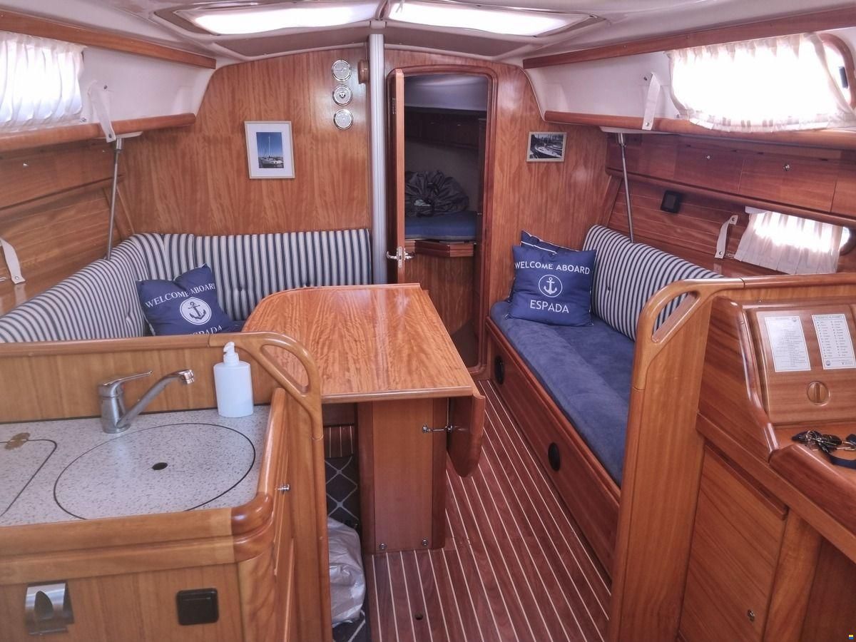 Bavaria 33 Cruiser