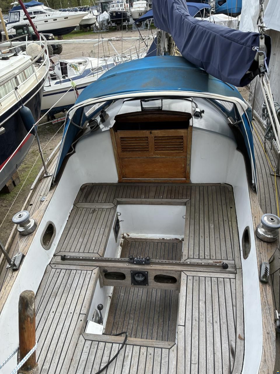 Hallberg-Rassy Mistress 32