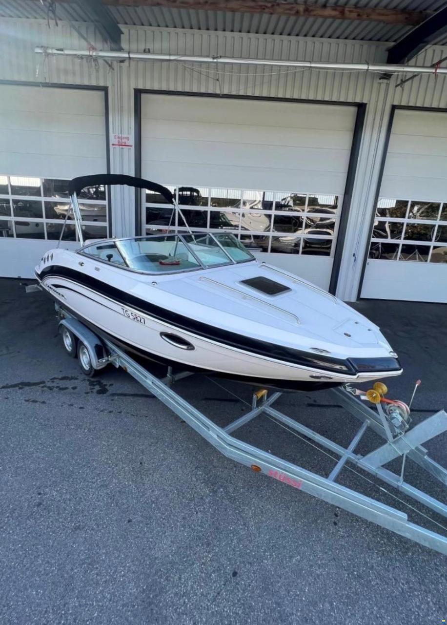 Chaparral 225SSI