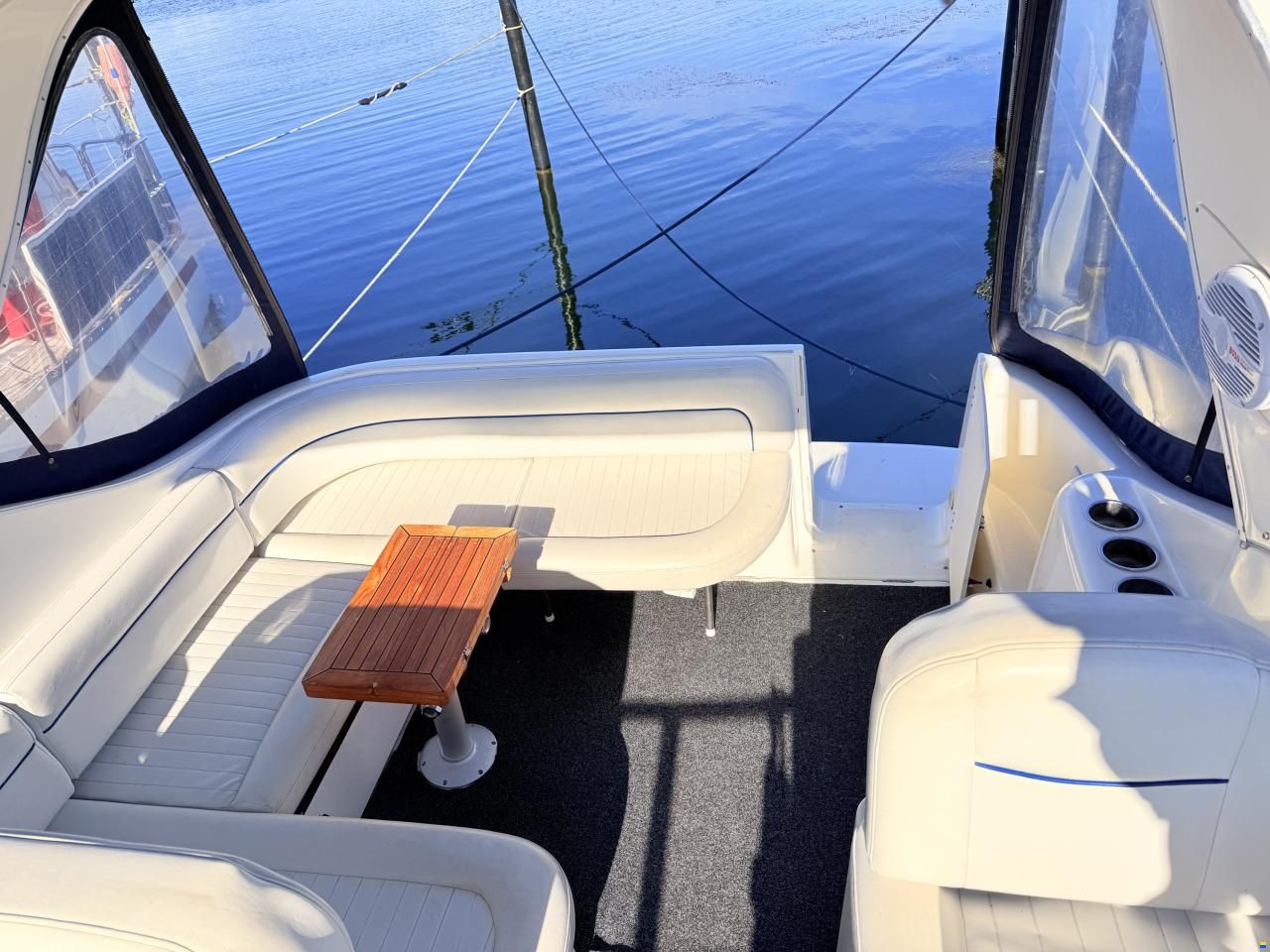 Bayliner 305
