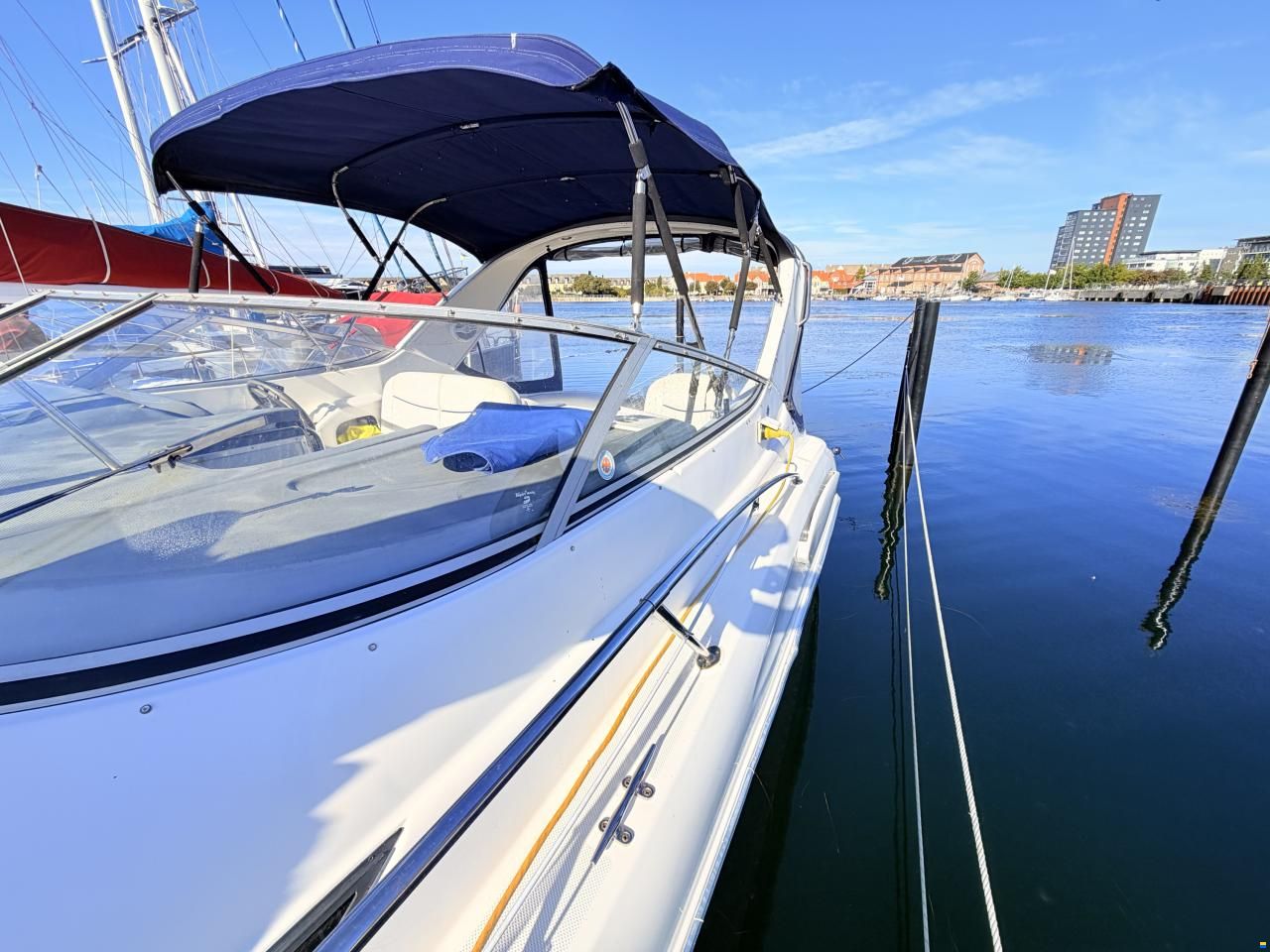 Bayliner 305