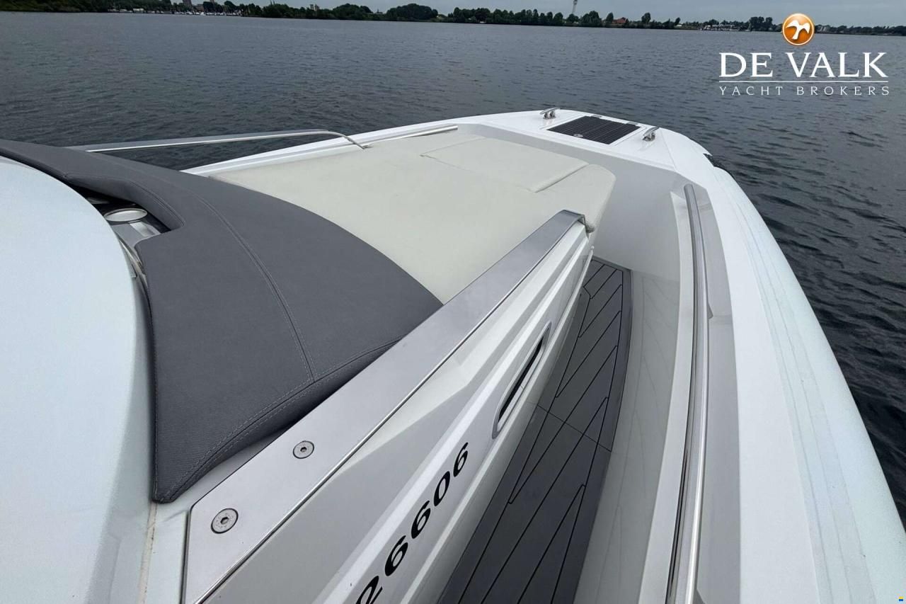Pirelli 35 Outboard