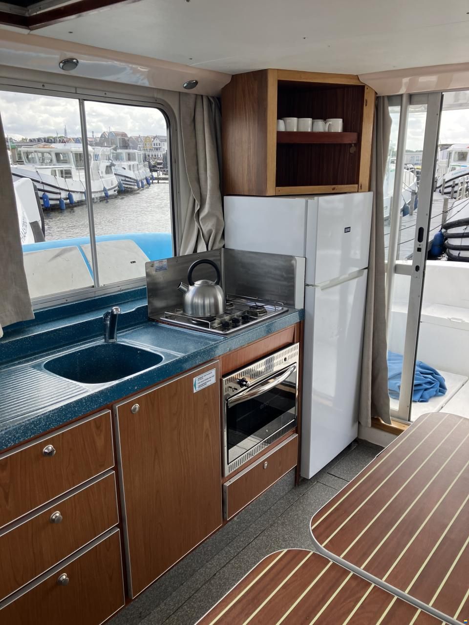 Locaboat 1260R