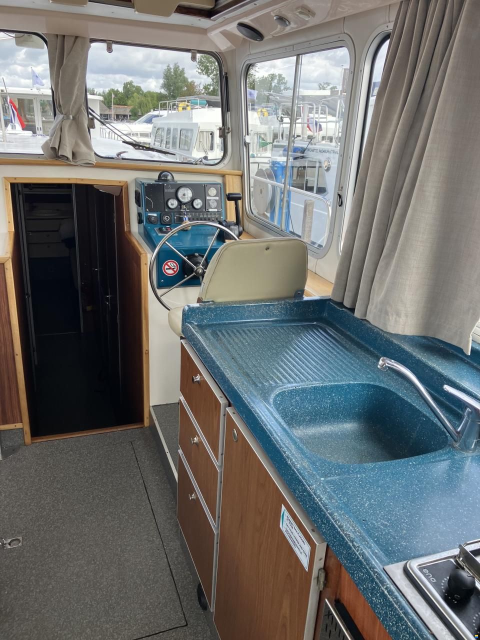Locaboat 1260R