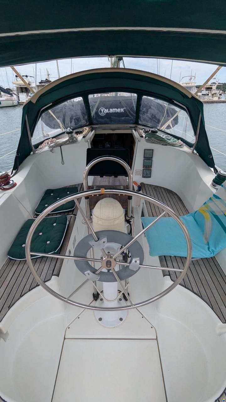 Beneteau Oceanis 321