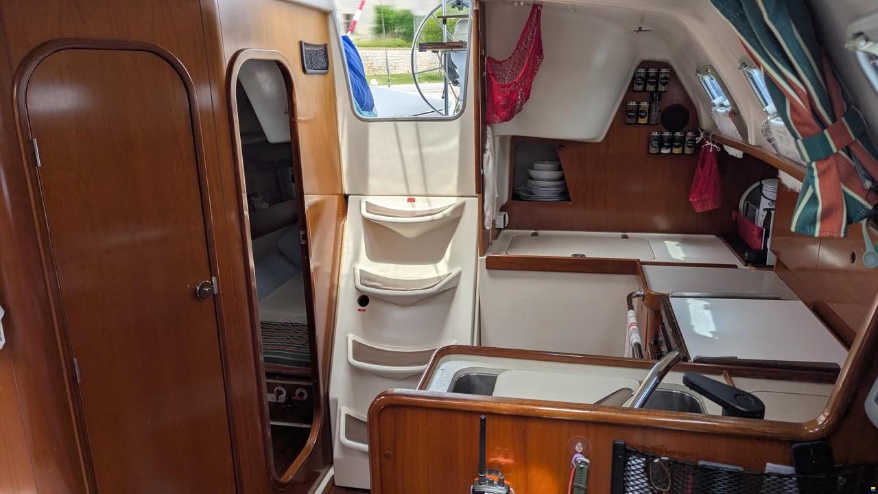 Beneteau Oceanis 321