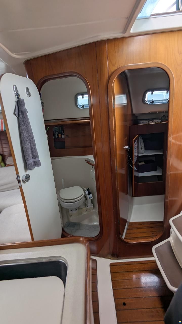 Beneteau Oceanis 321
