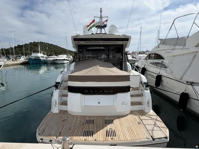 Galeon 485 HTS