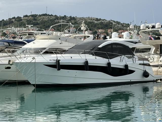 Galeon 485 HTS