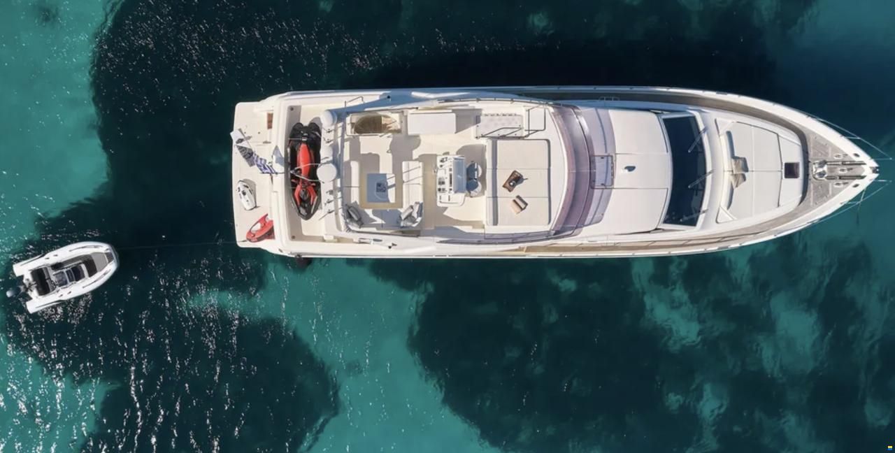 Ferretti 731