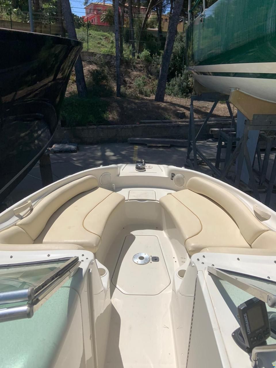 Sea Ray Sundeck 240