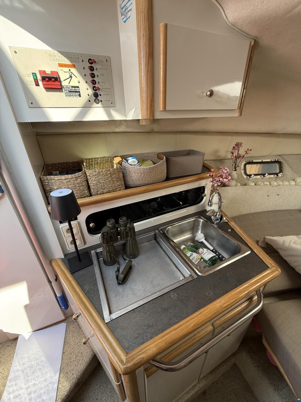 Maxum 2400 SCR