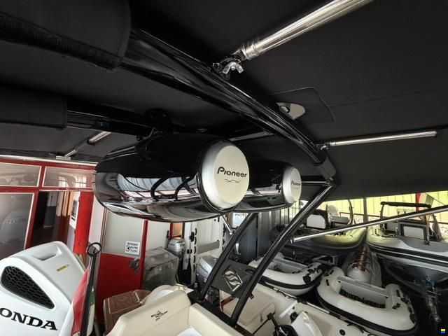 Sea Flash Luxury 660 Carbon