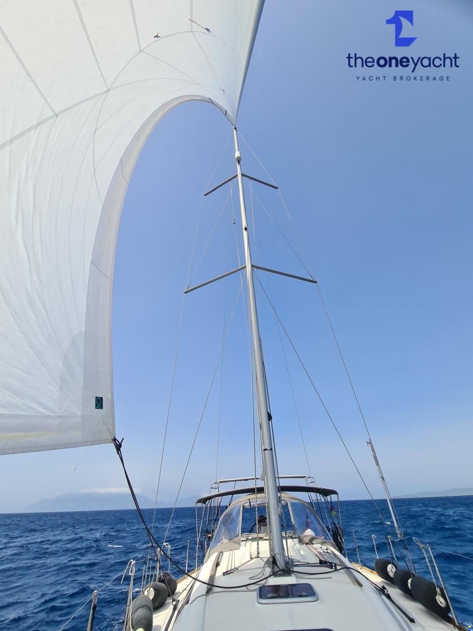 Beneteau Oceanis 37