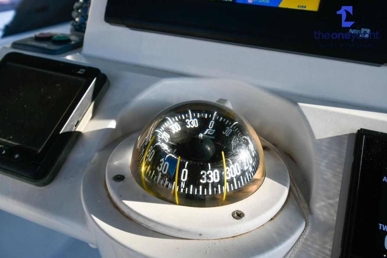 Beneteau Oceanis 37