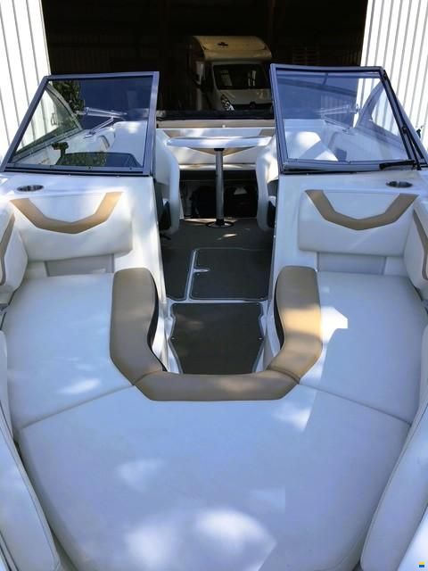 Larson LX 2150