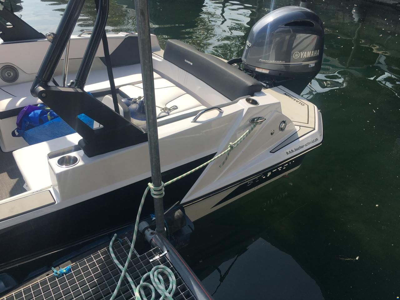 Glastron GTD 220