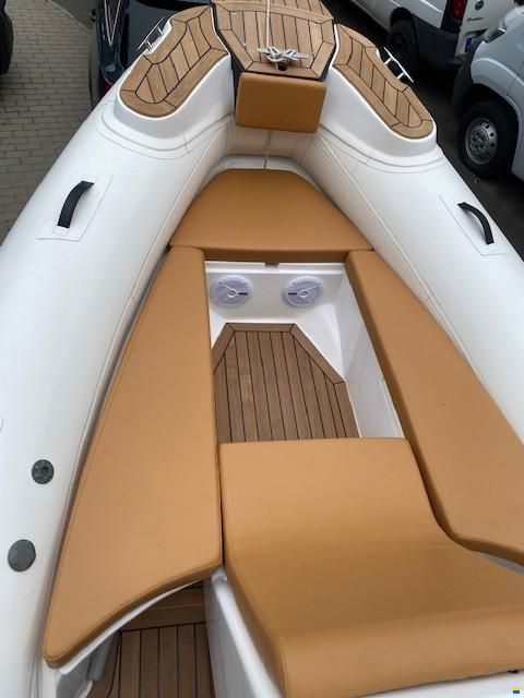 SEA FLASH Luxury 660 hypalon