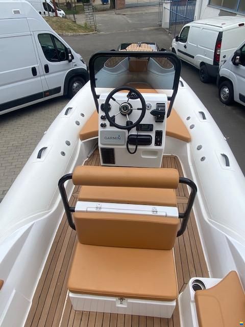 SEA FLASH Luxury 660 hypalon