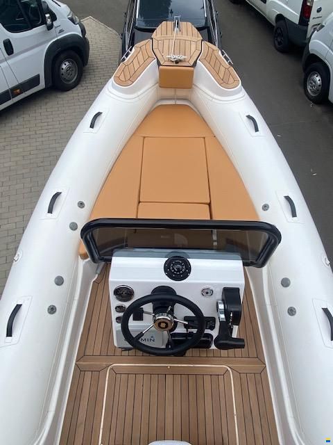 SEA FLASH Luxury 660 hypalon