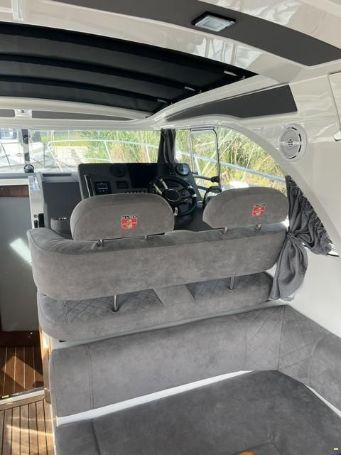 Marex 310 Sun Cruiser