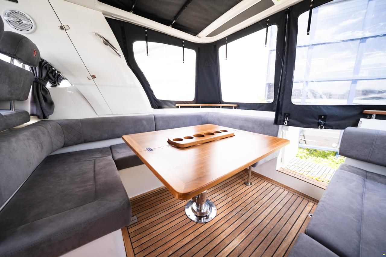 Marex 310 Sun Cruiser
