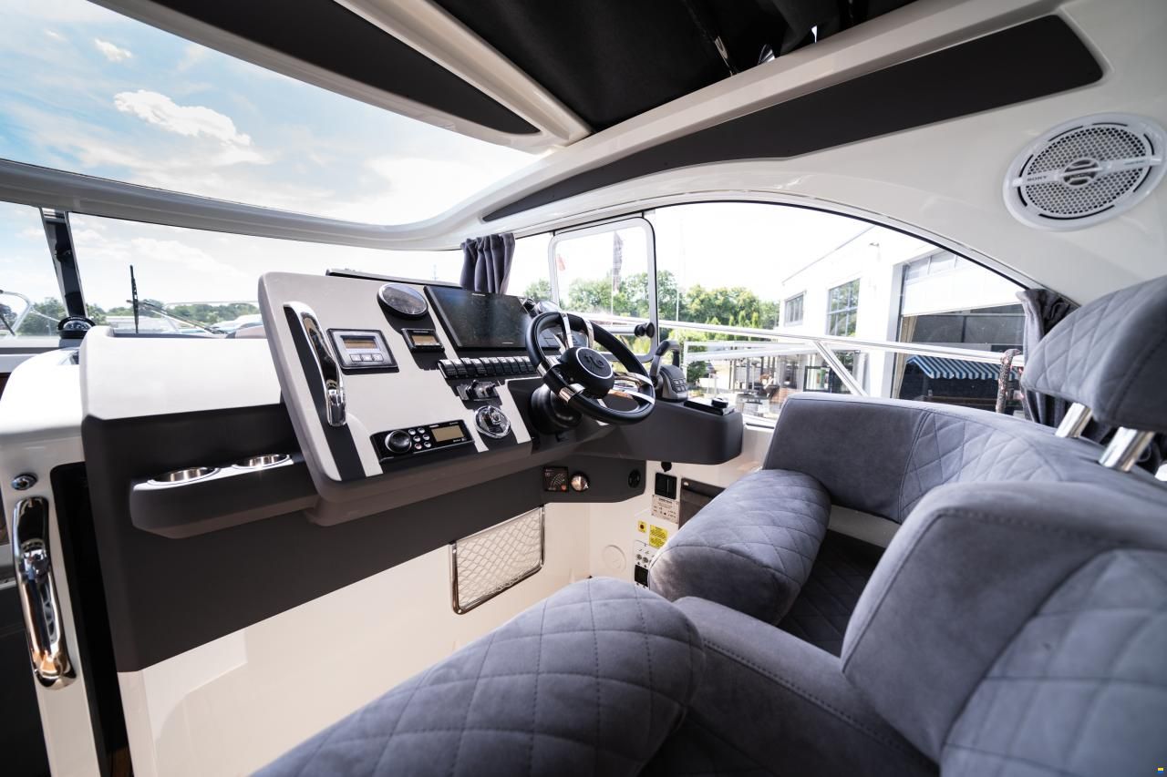 Marex 310 Sun Cruiser