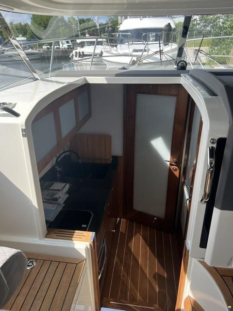 Marex 310 Sun Cruiser